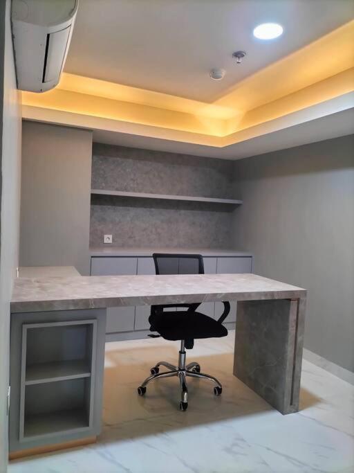 Apartemen With View At Grand Jati Junction *